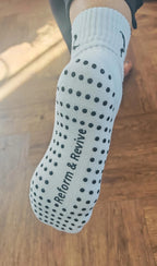 Women’s Pilates Grip Socks | Non-Slip Yoga & Barre Socks | Reform & Revive