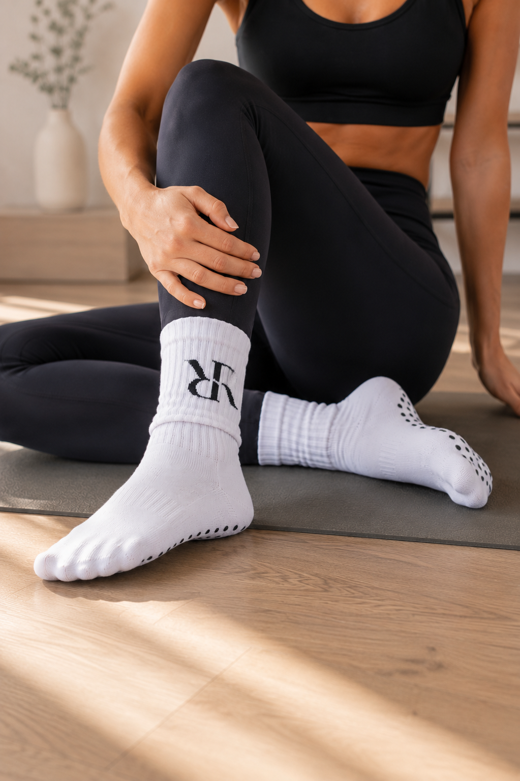 Women’s Pilates Grip Socks | Non-Slip Yoga & Barre Socks | Reform & Revive